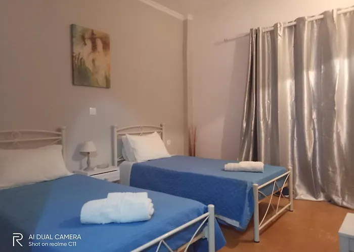 Dimitris Apartments Messongi