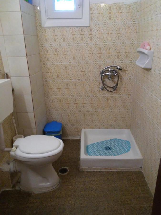 Apartament Dimitris Messongi *